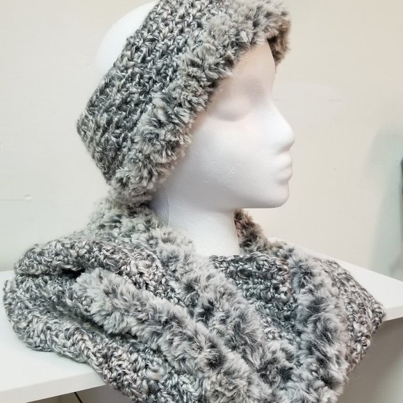 Faux fur trimmed Earwarmers, hats. infinity scarf - Picture 12 of 12